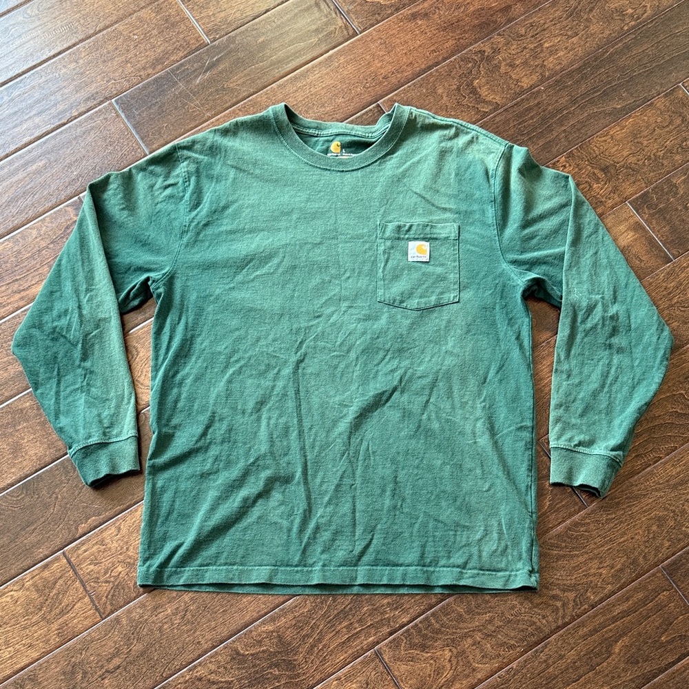 Vintage Carhartt Men's Green Long Sleeve Tee with Pocket